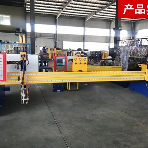 龍門(mén)式焊接機器人